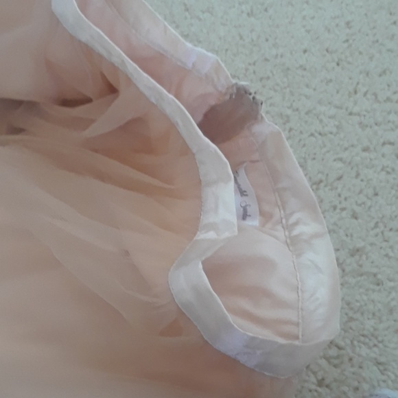 TULLE/TEE... - Picture 6 of 6